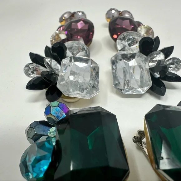 Set of 5 Vintage Jeweled Costume clip on earrings - Picture 6 of 9